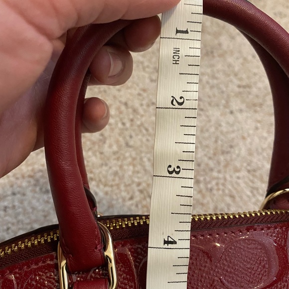 Coach vernis and leather crossbody - Picture 15 of 15